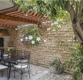 4-5 bedroom villa with Split City and Sea Views sleeps 8-10